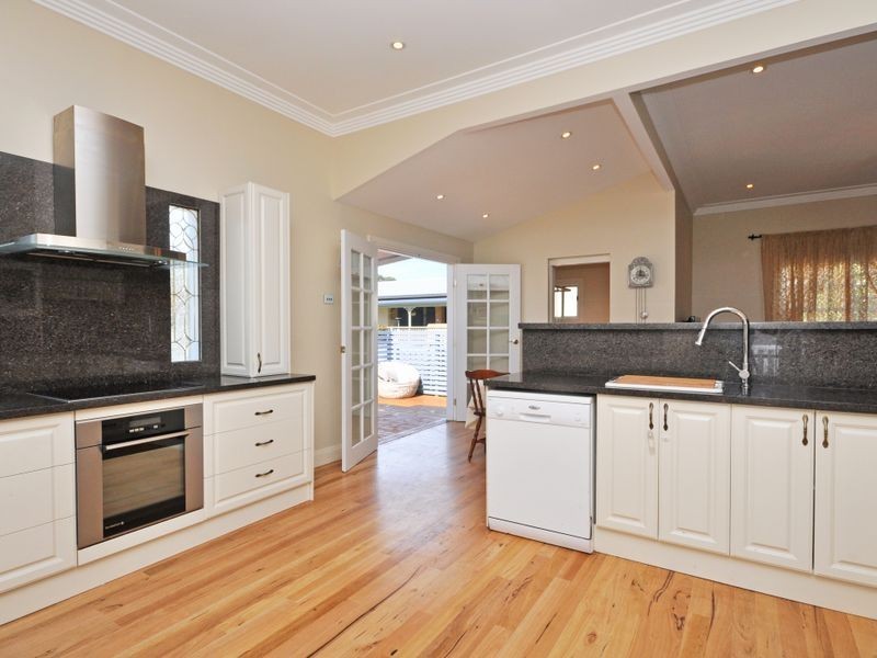 4 Mayfield Street, Cessnock NSW 2325