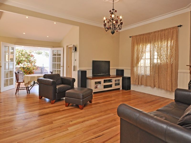 4 Mayfield Street, Cessnock NSW 2325