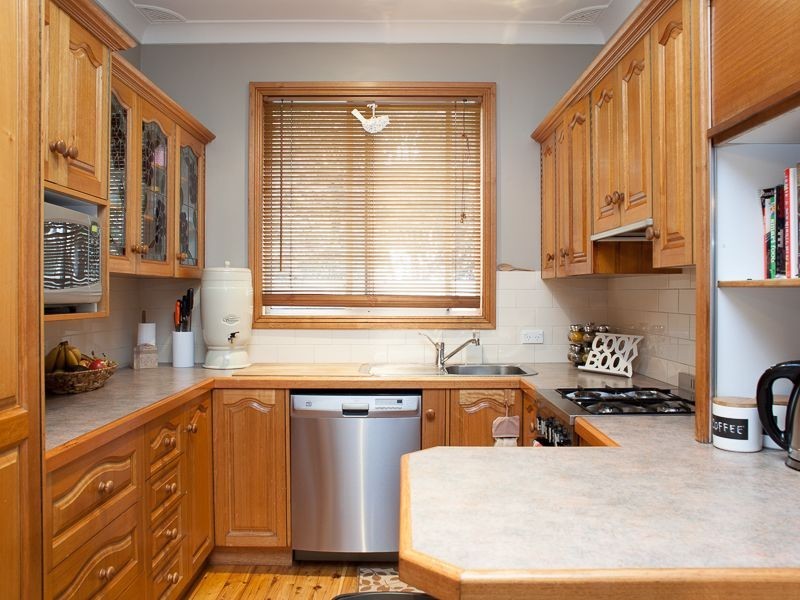 84 Desmond St, Cessnock NSW 2325