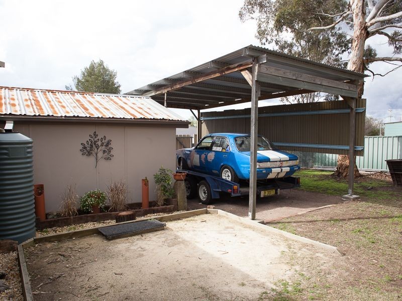 84 Desmond St, Cessnock NSW 2325
