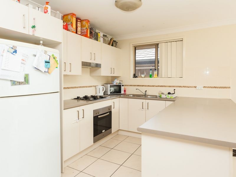 14 Lonsdale Place, Kurri Kurri NSW 2327