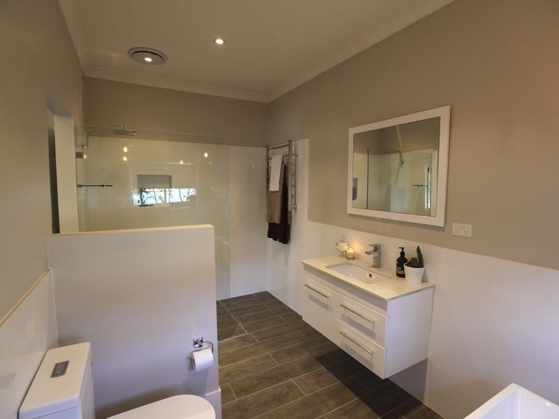 42 Mills Cresent, Cessnock NSW 2325