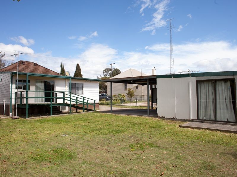 5 Third Street, Weston NSW 2326