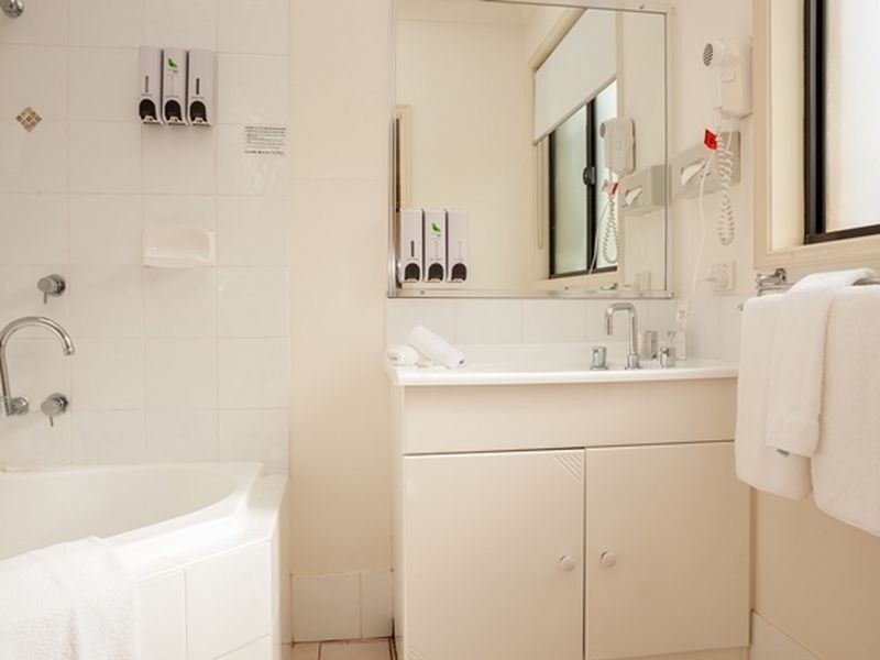 Villa11-12 The Leisure Inn, Pokolbin NSW 2320