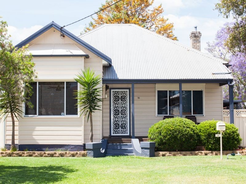 16 Boomerang Street, Cessnock NSW 2325