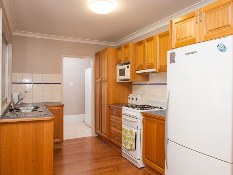 16 Boomerang Street, Cessnock NSW 2325