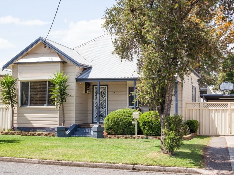 16 Boomerang Street, Cessnock NSW 2325