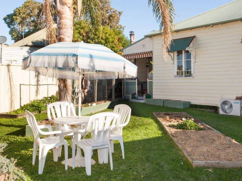 24 Coronation Street, Kurri Kurri NSW 2327