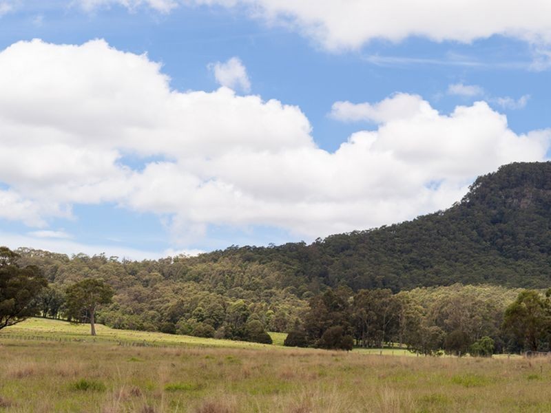 201 Whitings Lane, Quorrobolong NSW 2325