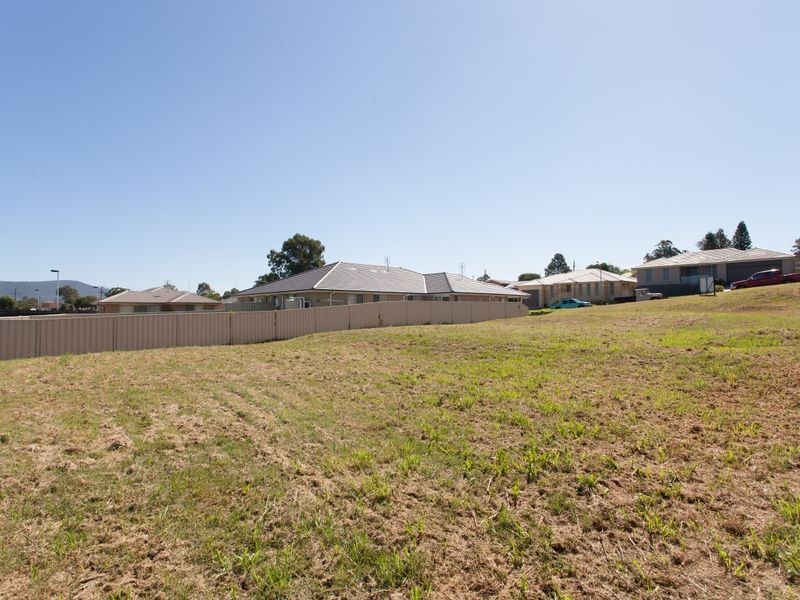 14 Fairview Place, Cessnock NSW 2325
