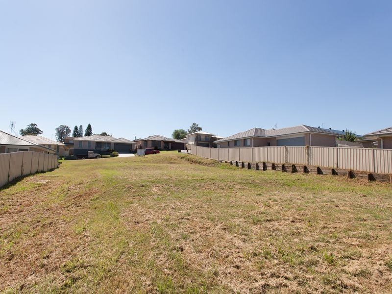 14 Fairview Place, Cessnock NSW 2325