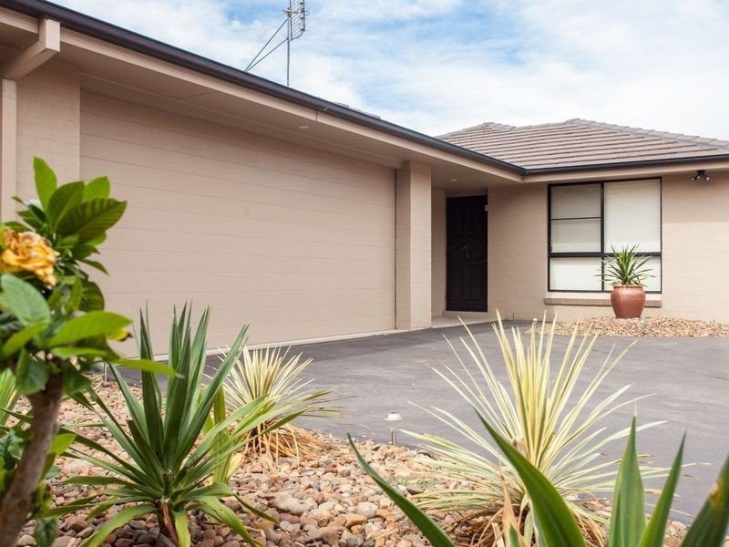 2/42 OShea Circuit, Cessnock NSW 2325