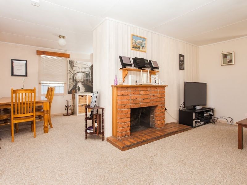 15 Arcadia Ave, Cessnock NSW 2325