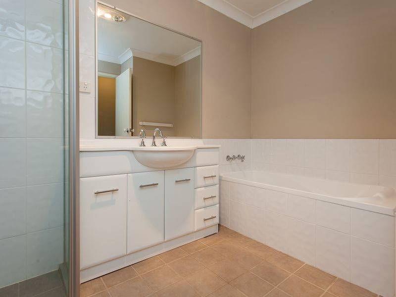 1/56a Anzac Avenue, Cessnock NSW 2325