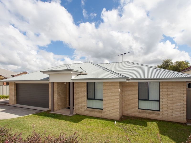 1/56a Anzac Avenue, Cessnock NSW 2325