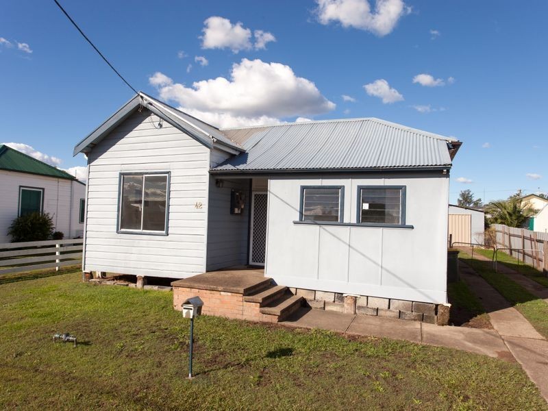 42 George Street, Cessnock NSW 2325