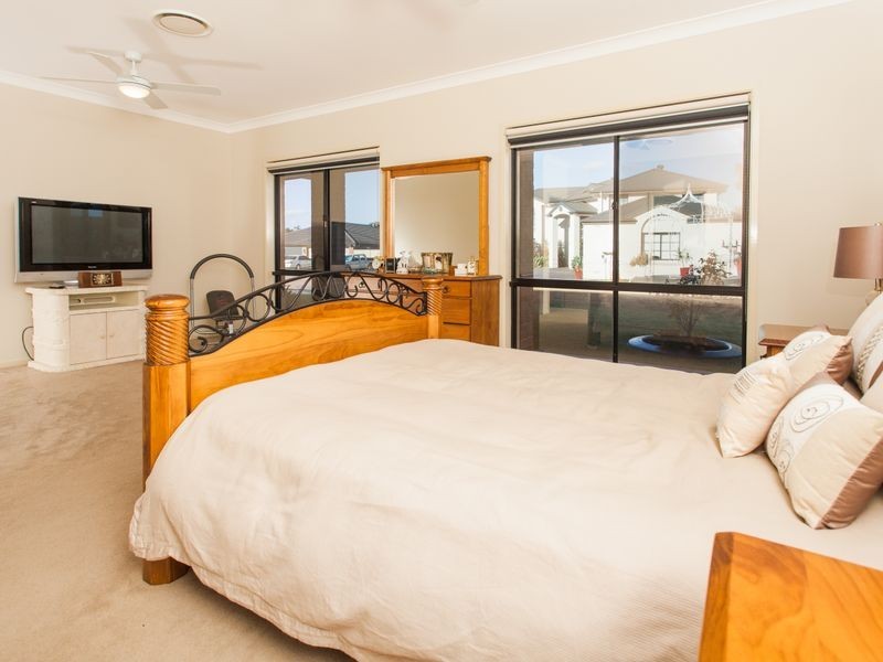 14 Traminer Grove, Cessnock NSW 2325