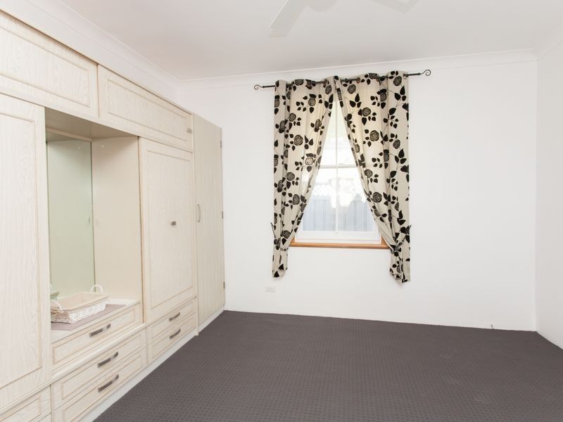 11 Elizabeth Street, Cessnock NSW 2325