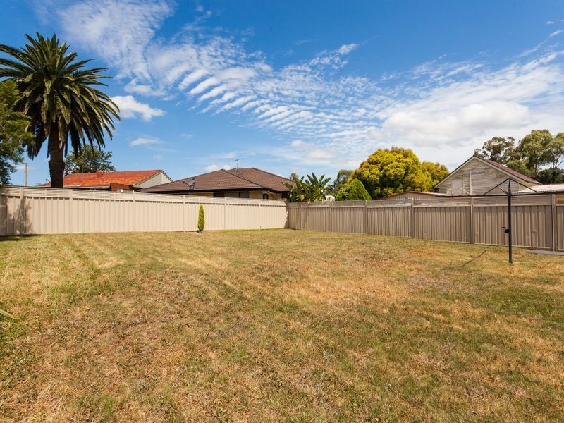 16 Desmond Street, Cessnock NSW 2325