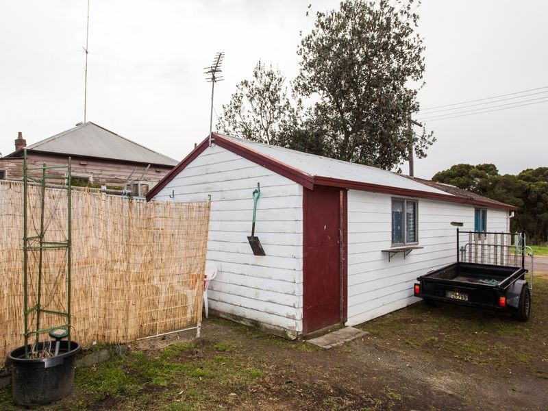4 Orange St, Abermain NSW 2326