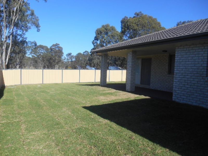 19 Trebbiano Drive, Cessnock NSW 2325