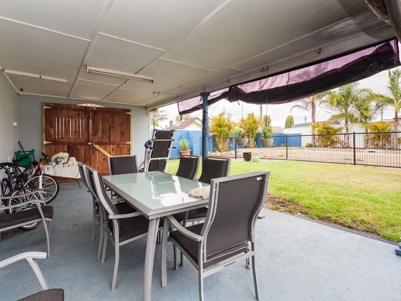 1 Burnett St, Cessnock NSW 2325