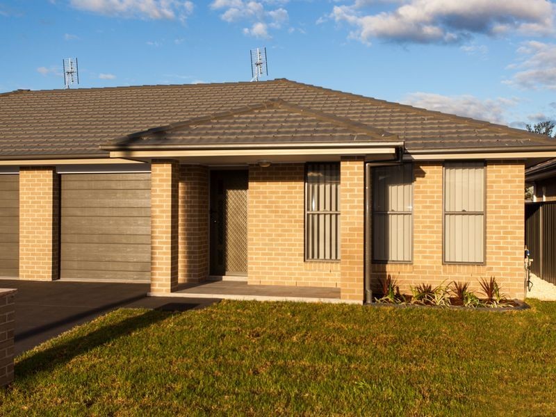 2/32 Elizabeth St, Cessnock NSW 2325