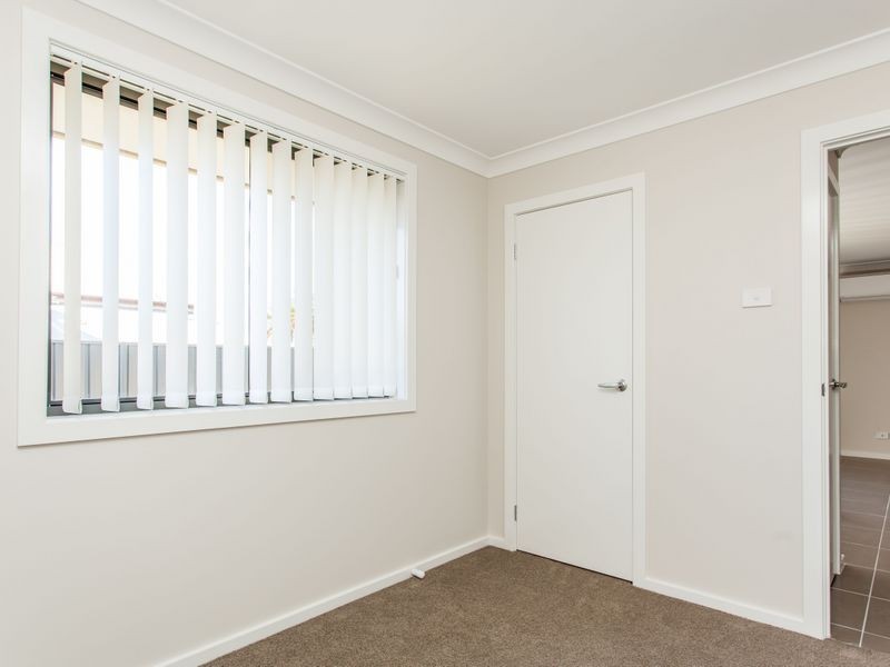 2/32 Elizabeth St, Cessnock NSW 2325