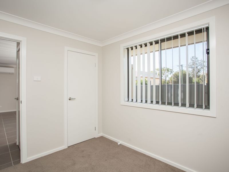 2/32 Elizabeth St, Cessnock NSW 2325