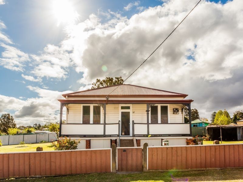 87 Melbourne Street, Abermain NSW 2326