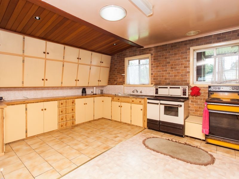 58-60 Ellalong Road, Pelton NSW 2325