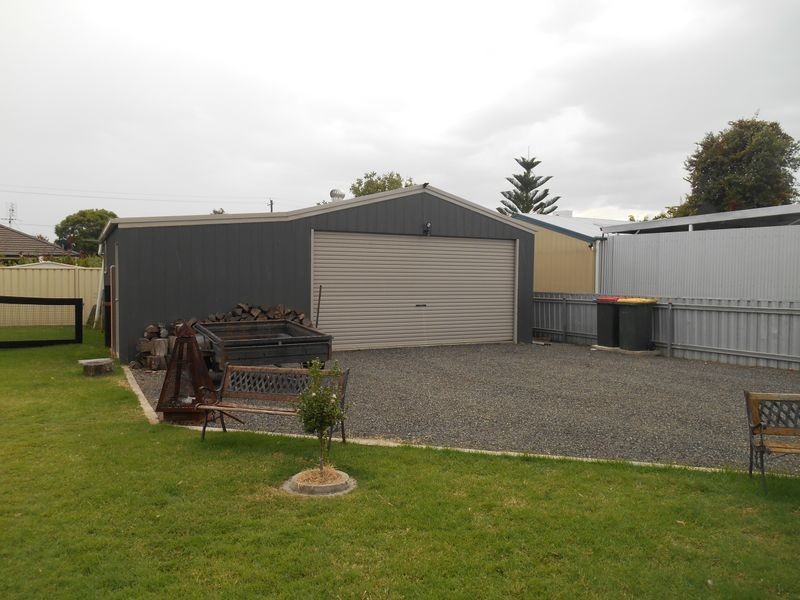 14 Catherine Street, Cessnock NSW 2325