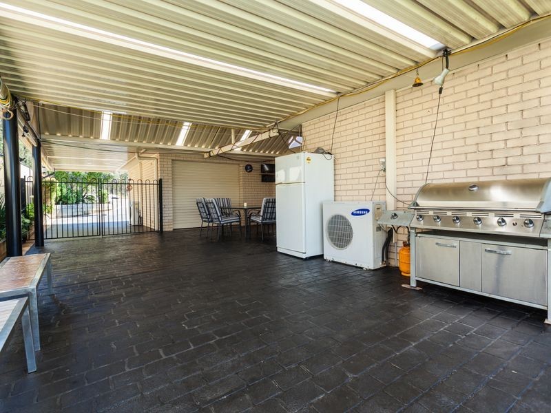 5 Wollombi Rd, Millfield NSW 2325