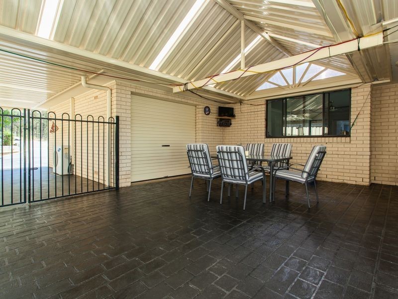 5 Wollombi Rd, Millfield NSW 2325