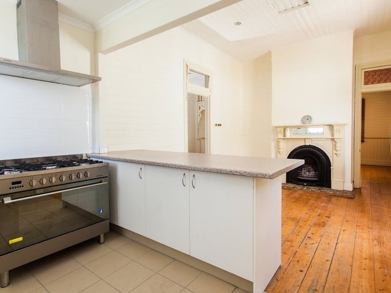 18 Hall Street, Weston NSW 2326