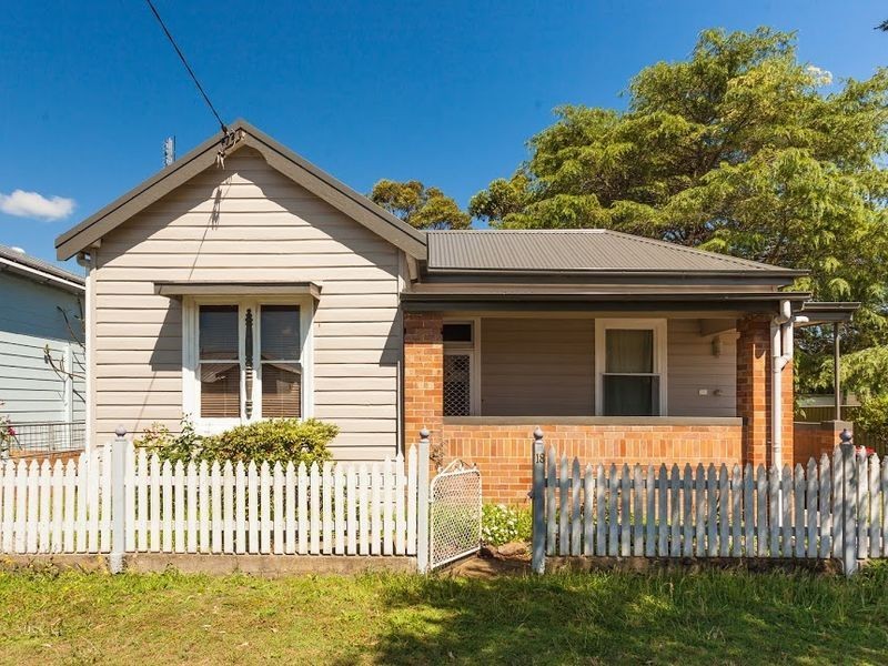 18 Hall Street, Weston NSW 2326