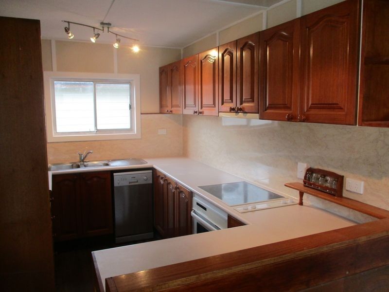 10 Charles Street, Abermain NSW 2326