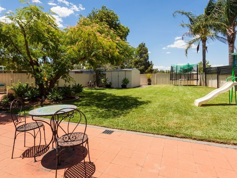 59 Lee Ann Crescent, Cessnock NSW 2325