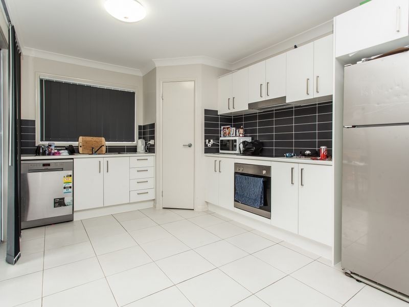 18 Booth Street, Kurri Kurri NSW 2327