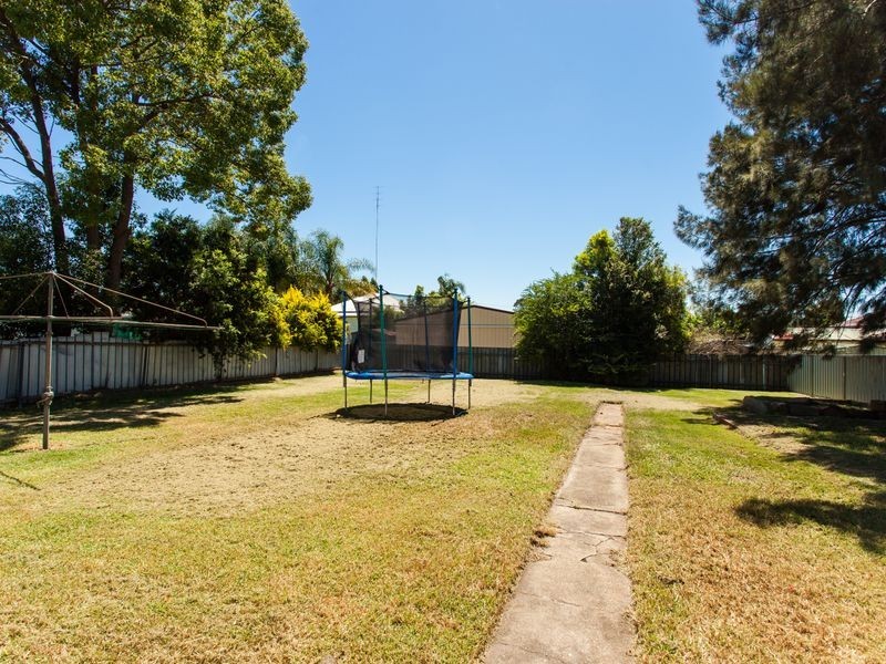3 Third Street, Weston NSW 2326