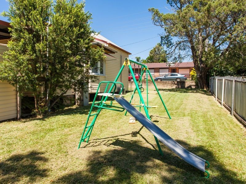 3 Third Street, Weston NSW 2326