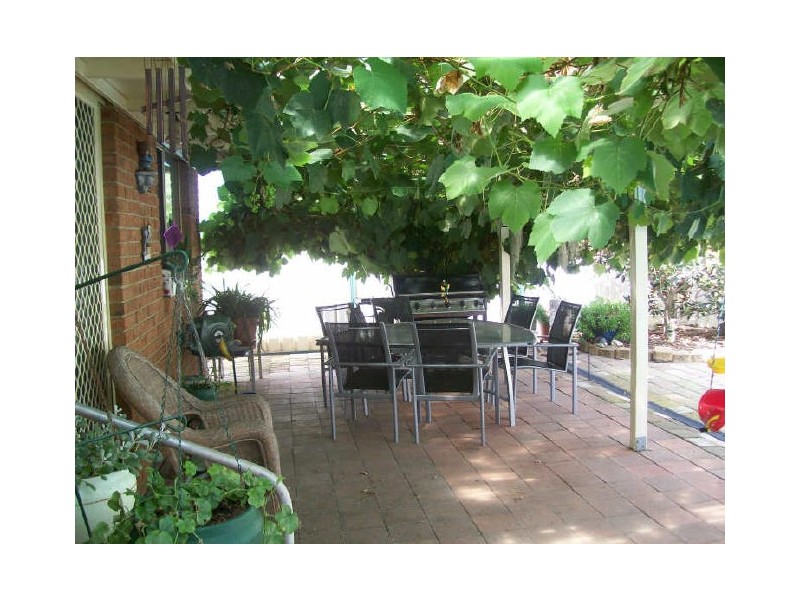 4 Dill Street, Kurri Kurri NSW 2327