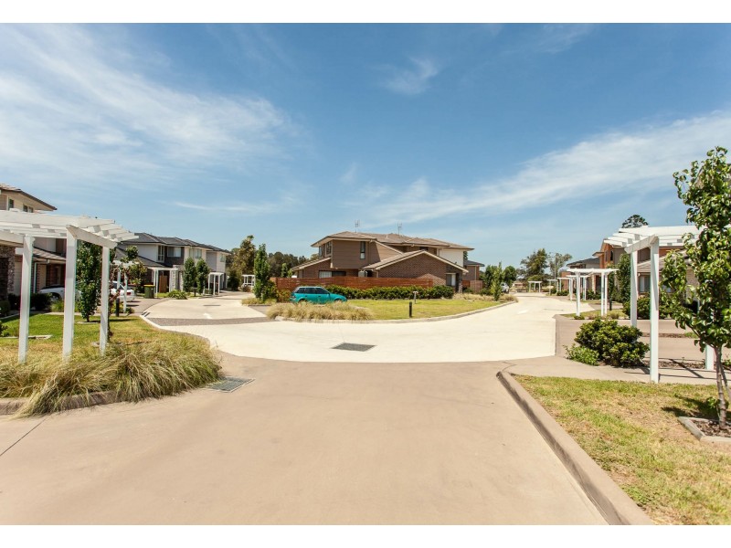 11/5 Stonebridge Drive, Cessnock NSW 2325