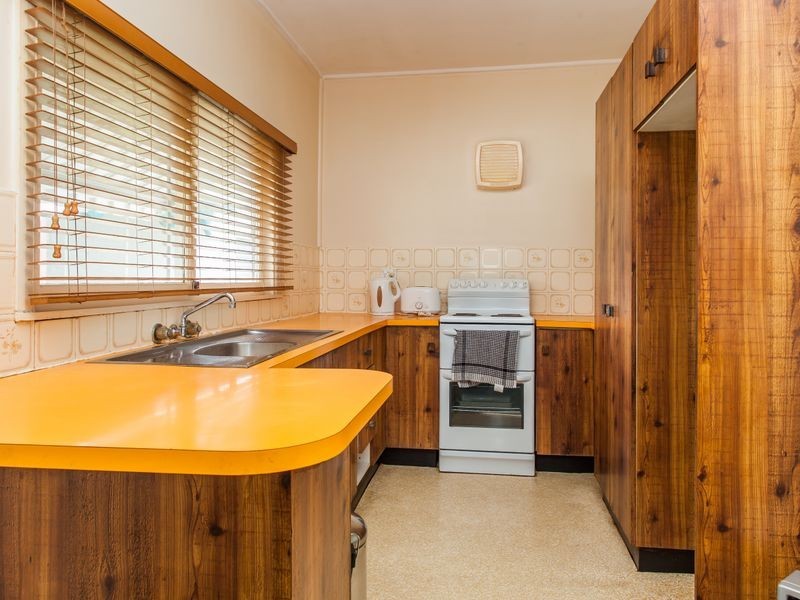 19 Barrett Avenue, Cessnock NSW 2325