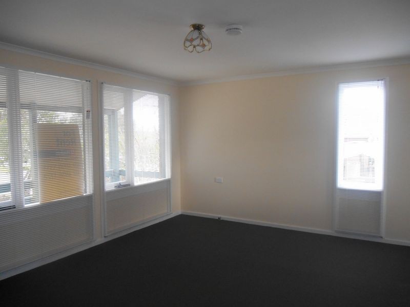 25 Alkira Ave, Cessnock NSW 2325