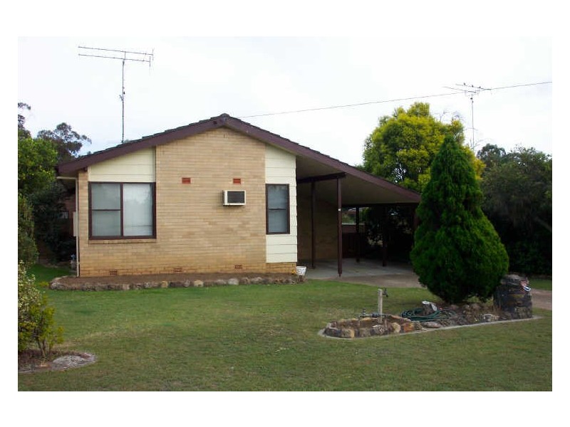 55 Lindsay Street, Cessnock NSW 2325