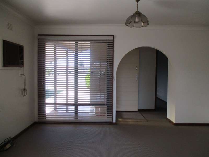 55 Lindsay Street, Cessnock NSW 2325