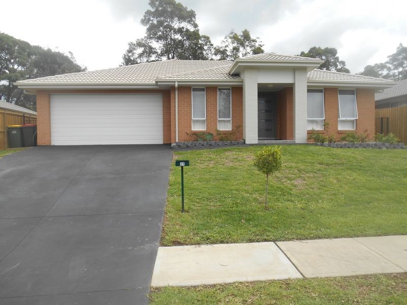 39 Stonebridge Drive, Cessnock NSW 2325