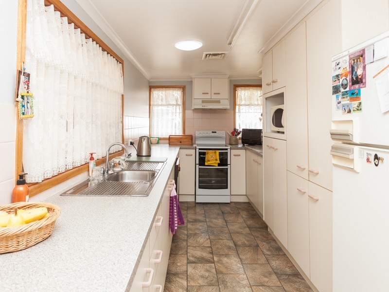 31 Swanson Street, Weston NSW 2326