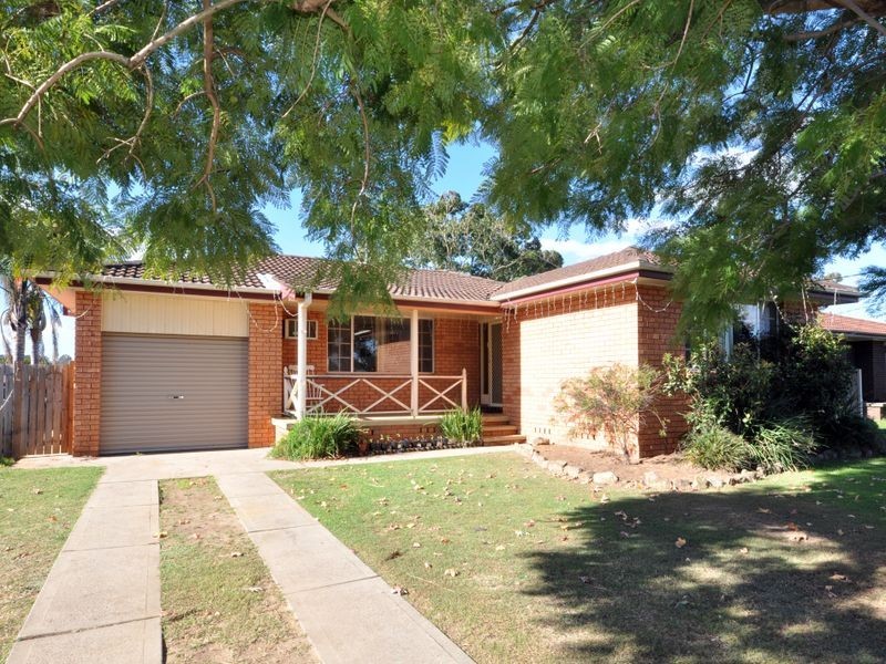 61 Leeann Crescent, Cessnock NSW 2325